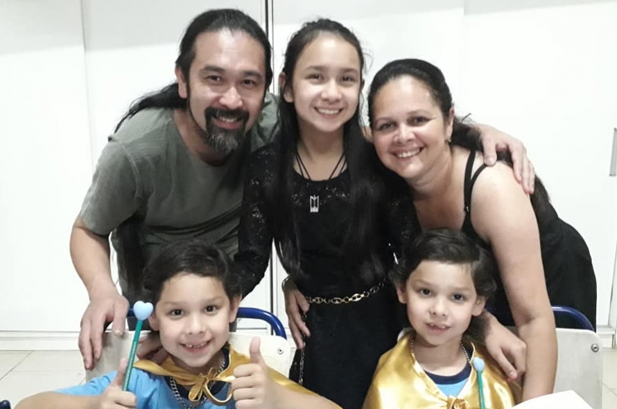 Sob a luz da dança