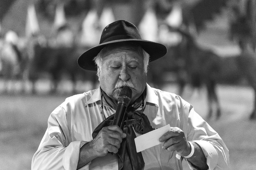 Uma vida narrando com a alma os Rodeios da Vacaria!